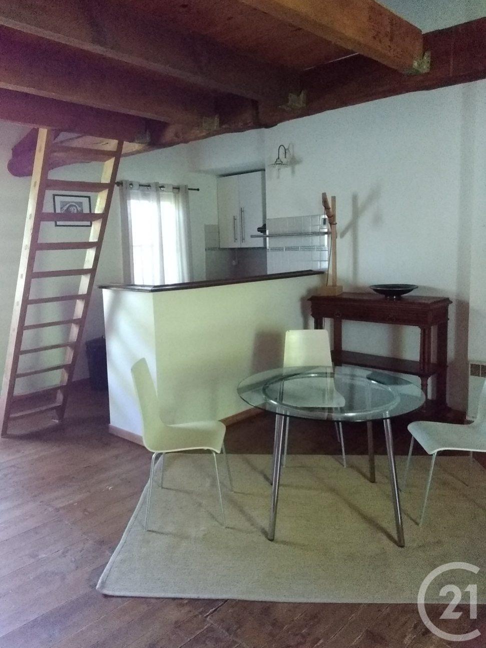 Studio à louer - 1 pièce - 42,15 m2 - LA ROCHE CHALAIS - 24 - AQUITAINE