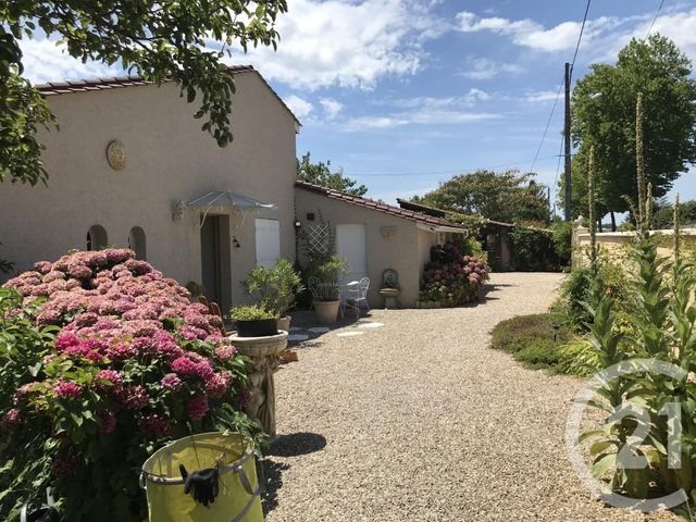 Afficher la photo en grand maison à vendre - 5 pièces - 199.84 m2 - CASTILLON LA BATAILLE - 33 - AQUITAINE - Century 21 G&B Immobilier