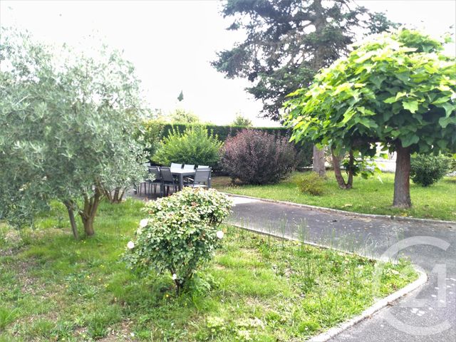 Afficher la photo en grand maison à vendre - 4 pièces - 95.49 m2 - ST DENIS DE PILE - 33 - AQUITAINE - Century 21 G&B Immobilier