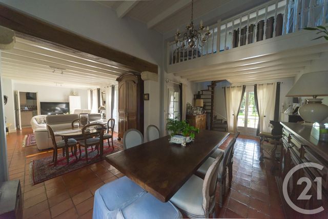 Afficher la photo en grand maison à vendre - 8 pièces - 189.98 m2 - COUTRAS - 33 - AQUITAINE - Century 21 G&B Immobilier