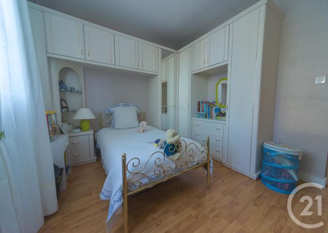 Afficher la photo en grand maison à vendre - 8 pièces - 189.98 m2 - COUTRAS - 33 - AQUITAINE - Century 21 G&B Immobilier