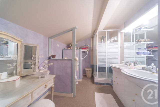 Afficher la photo en grand maison à vendre - 8 pièces - 189.98 m2 - COUTRAS - 33 - AQUITAINE - Century 21 G&B Immobilier