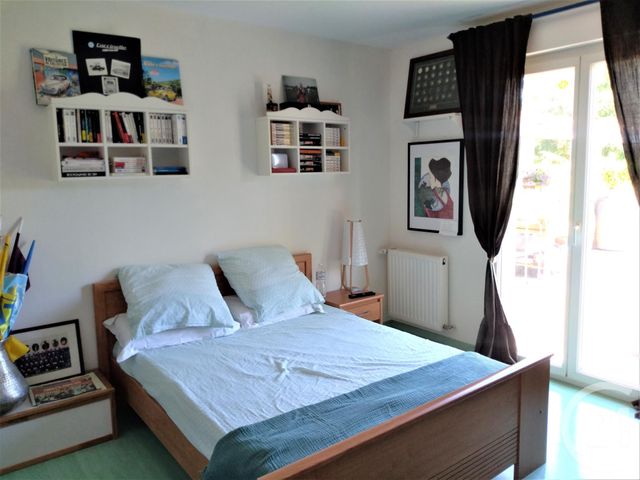 Afficher la photo en grand maison à vendre - 7 pièces - 170.38 m2 - LES EGLISOTTES ET CHALAURES - 33 - AQUITAINE - Century 21 G&B Immobilier