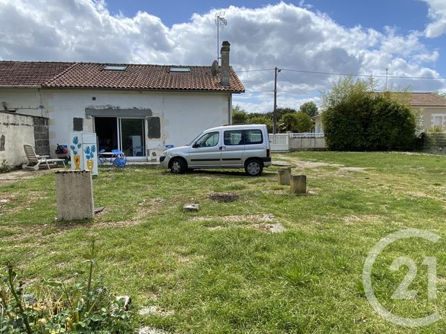 maison à vendre - 3 pièces - 83.62 m2 - COUTRAS - 33 - AQUITAINE - Century 21 G&B Immobilier maison à vendre - 3 pièces - 83.62 m2 - COUTRAS - 33 - AQUITAINE - Century 21 G&B Immobilier