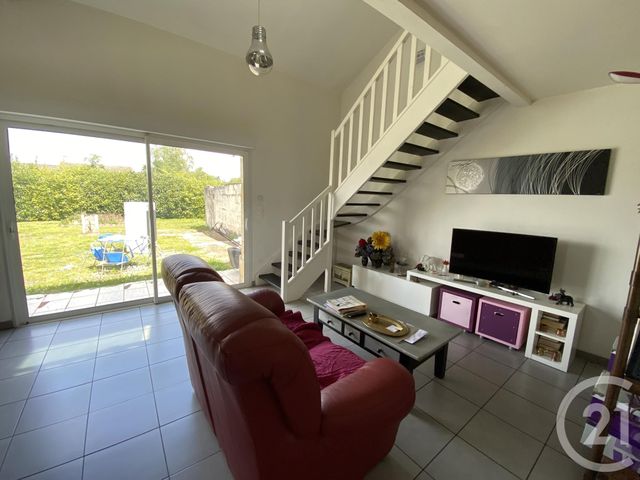 maison à vendre - 3 pièces - 83.62 m2 - COUTRAS - 33 - AQUITAINE - Century 21 G&B Immobilier maison à vendre - 3 pièces - 83.62 m2 - COUTRAS - 33 - AQUITAINE - Century 21 G&B Immobilier