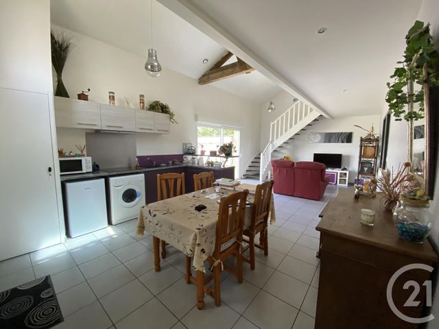 maison à vendre - 3 pièces - 83.62 m2 - COUTRAS - 33 - AQUITAINE - Century 21 G&B Immobilier maison à vendre - 3 pièces - 83.62 m2 - COUTRAS - 33 - AQUITAINE - Century 21 G&B Immobilier