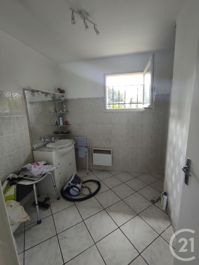 Afficher la photo en grand maison à vendre - 3 pièces - 74.36 m2 - ST MEDARD DE GUIZIERES - 33 - AQUITAINE - Century 21 G&B Immobilier