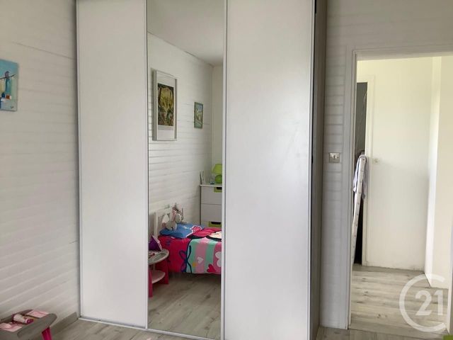 maison à vendre - 5 pièces - 139.2 m2 - COUTRAS - 33 - AQUITAINE - Century 21 G&B Immobilier maison à vendre - 5 pièces - 139.2 m2 - COUTRAS - 33 - AQUITAINE - Century 21 G&B Immobilier