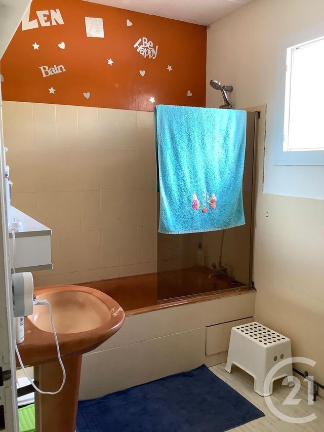 maison à vendre - 5 pièces - 139.2 m2 - COUTRAS - 33 - AQUITAINE - Century 21 G&B Immobilier maison à vendre - 5 pièces - 139.2 m2 - COUTRAS - 33 - AQUITAINE - Century 21 G&B Immobilier