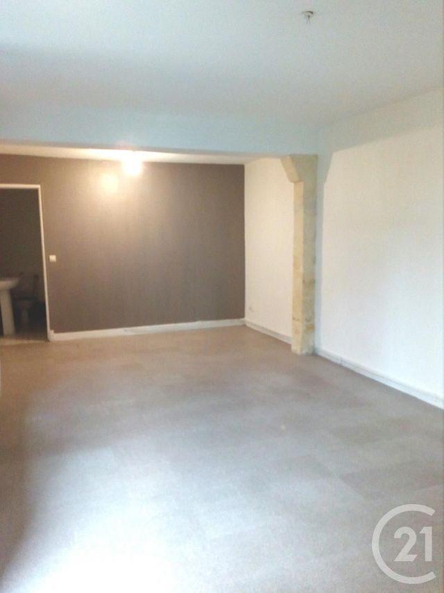maison à vendre - 8 pièces - 224.0 m2 - ST MEDARD DE GUIZIERES - 33 - AQUITAINE - Century 21 G&B Immobilier maison à vendre - 8 pièces - 224.0 m2 - ST MEDARD DE GUIZIERES - 33 - AQUITAINE - Century 21 G&B Immobilier