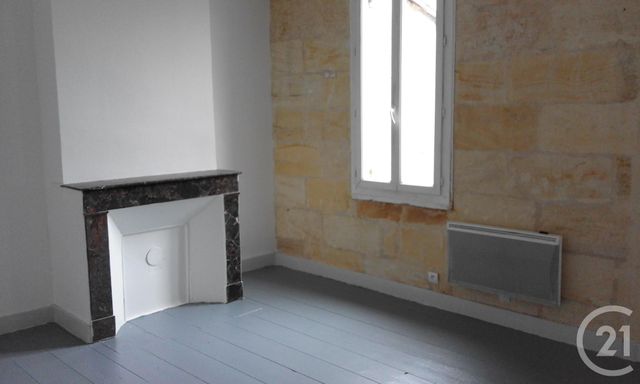 maison à vendre - 8 pièces - 224.0 m2 - ST MEDARD DE GUIZIERES - 33 - AQUITAINE - Century 21 G&B Immobilier maison à vendre - 8 pièces - 224.0 m2 - ST MEDARD DE GUIZIERES - 33 - AQUITAINE - Century 21 G&B Immobilier
