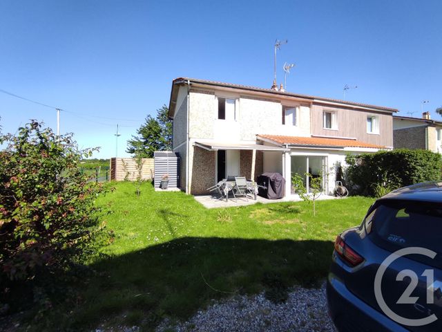 maison à vendre - 5 pièces - 108.03 m2 - ST SEURIN SUR L ISLE - 33 - AQUITAINE - Century 21 G&B Immobilier maison à vendre - 5 pièces - 108.03 m2 - ST SEURIN SUR L ISLE - 33 - AQUITAINE - Century 21 G&B Immobilier