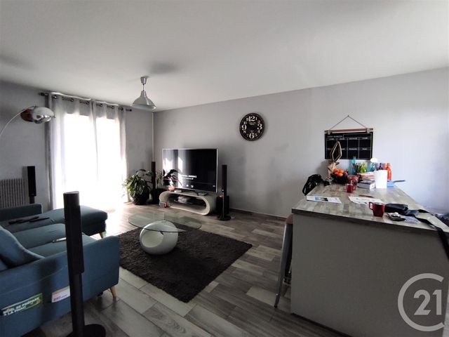 maison à vendre - 5 pièces - 108.03 m2 - ST SEURIN SUR L ISLE - 33 - AQUITAINE - Century 21 G&B Immobilier maison à vendre - 5 pièces - 108.03 m2 - ST SEURIN SUR L ISLE - 33 - AQUITAINE - Century 21 G&B Immobilier