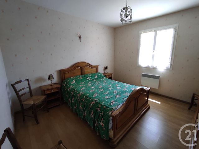 Afficher la photo en grand maison à vendre - 8 pièces - 145.7 m2 - ST AIGULIN - 17 - POITOU-CHARENTES - Century 21 G&B Immobilier