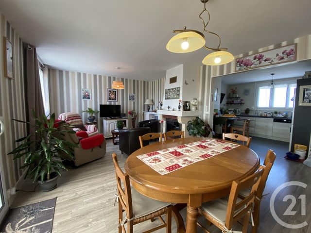 Afficher la photo en grand maison à vendre - 4 pièces - 122.46 m2 - LA ROCHE CHALAIS - 24 - AQUITAINE - Century 21 G&B Immobilier
