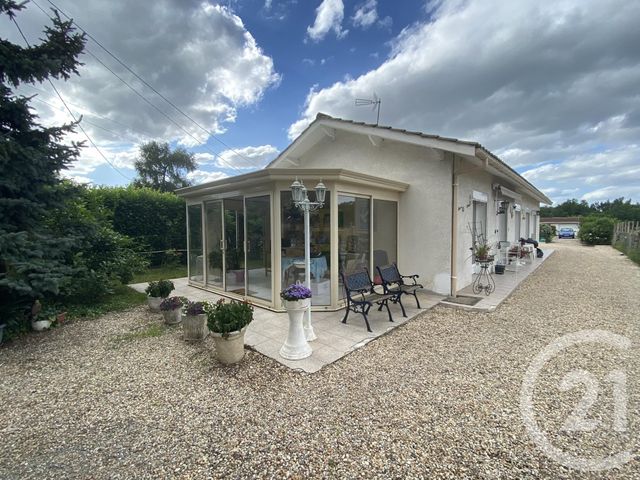 Afficher la photo en grand maison à vendre - 4 pièces - 97.76 m2 - ABZAC - 33 - AQUITAINE - Century 21 G&B Immobilier