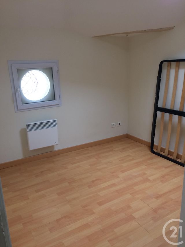 Afficher la photo en grand Appartement T3 à louer - 3 pièces - 61.33 m2 - GUITRES - 33 - AQUITAINE - Century 21 G&B Immobilier