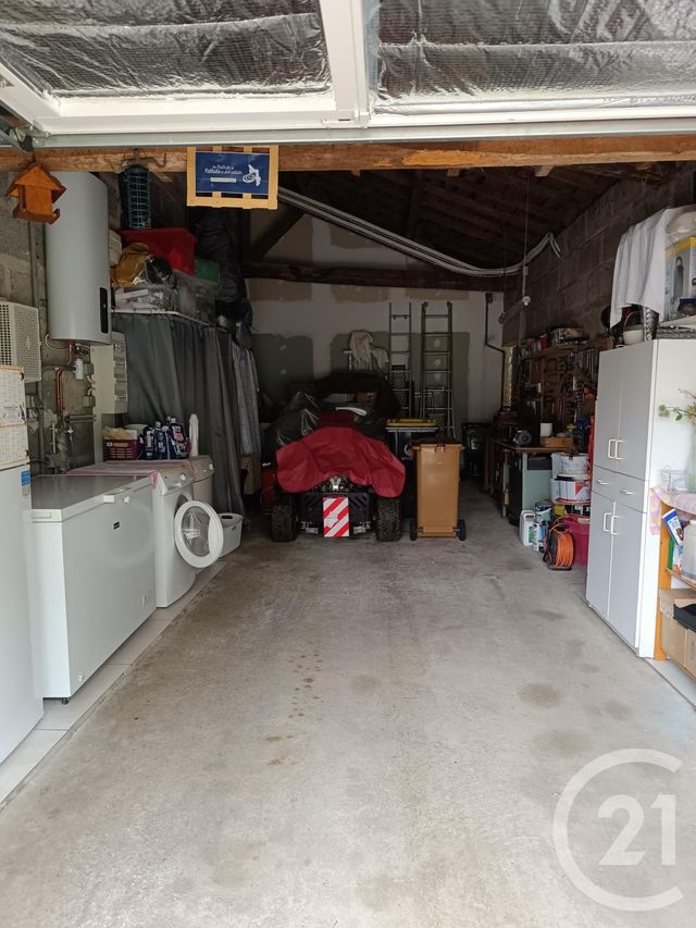 maison à vendre - 5 pièces - 128.96 m2 - LES EGLISOTTES ET CHALAURES - 33 - AQUITAINE - Century 21 G&B Immobilier