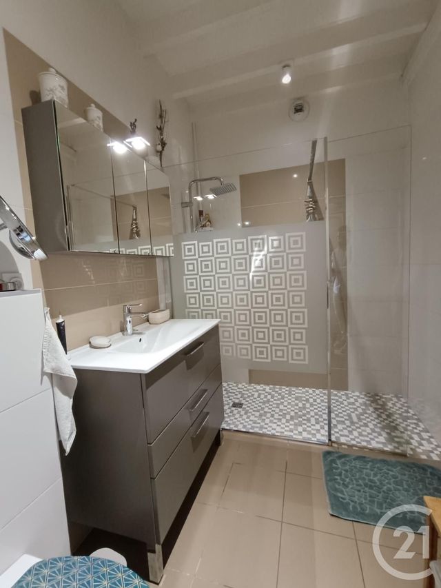 maison à vendre - 5 pièces - 128.96 m2 - LES EGLISOTTES ET CHALAURES - 33 - AQUITAINE - Century 21 G&B Immobilier