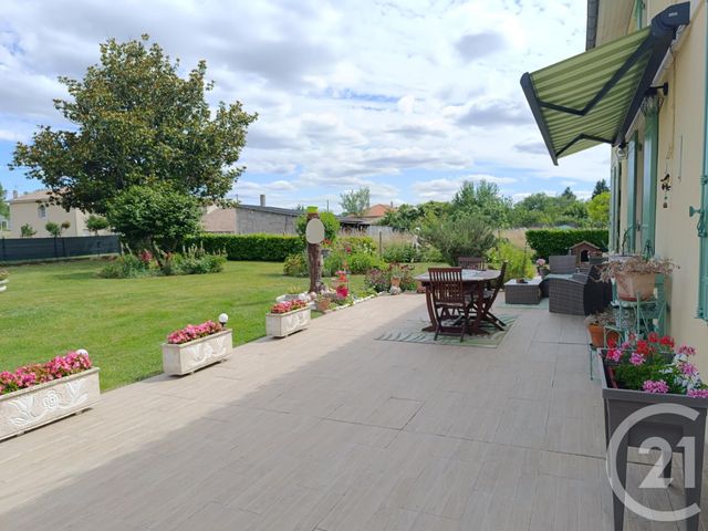 maison à vendre - 5 pièces - 128.96 m2 - LES EGLISOTTES ET CHALAURES - 33 - AQUITAINE - Century 21 G&B Immobilier