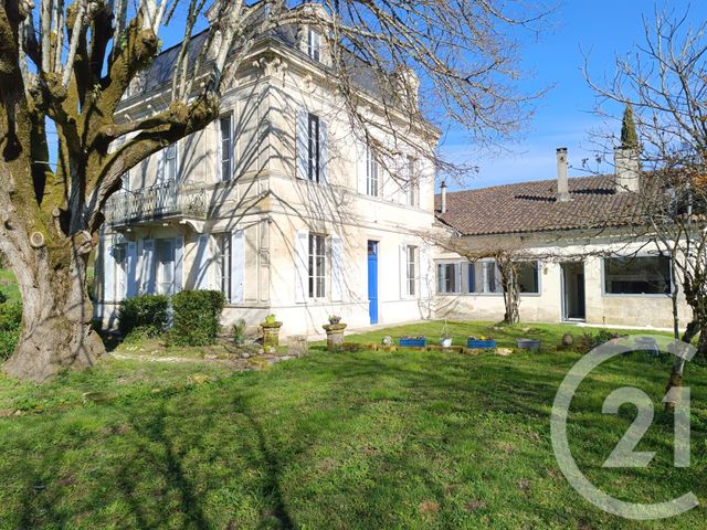 Afficher la photo en grand maison à vendre - 8 pièces - 236.69 m2 - GUITRES - 33 - AQUITAINE - Century 21 G&B Immobilier