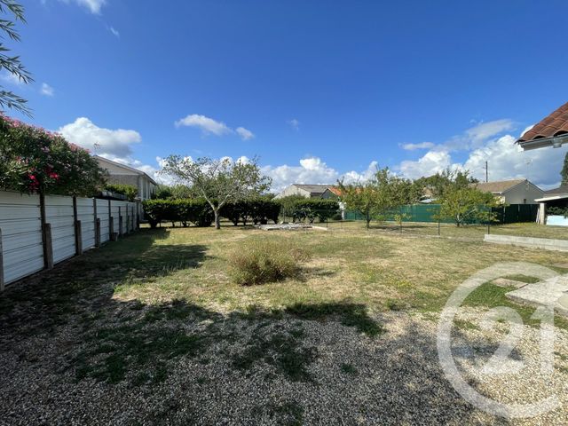 Afficher la photo en grand maison à vendre - 4 pièces - 76.75 m2 - ST SEURIN SUR L ISLE - 33 - AQUITAINE - Century 21 G&B Immobilier