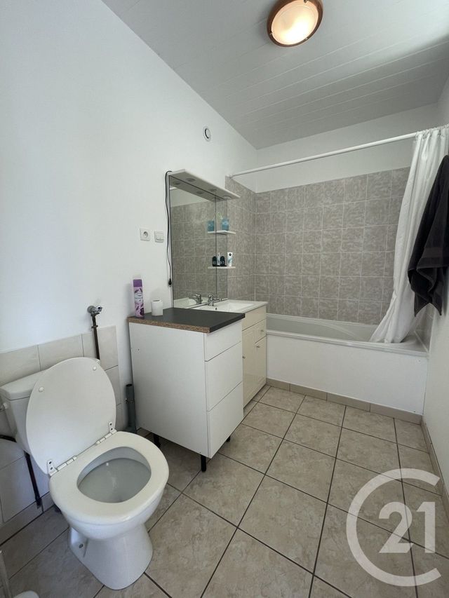 Afficher la photo en grand maison à vendre - 4 pièces - 76.75 m2 - ST SEURIN SUR L ISLE - 33 - AQUITAINE - Century 21 G&B Immobilier