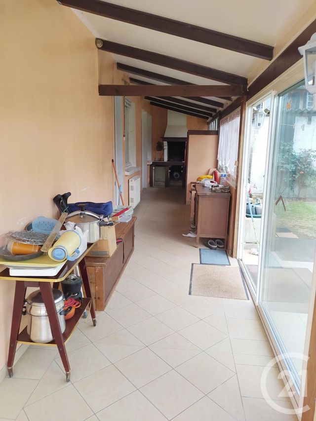 Afficher la photo en grand maison à vendre - 7 pièces - 131.0 m2 - ST MARTIN DE COUX - 17 - POITOU-CHARENTES - Century 21 G&B Immobilier