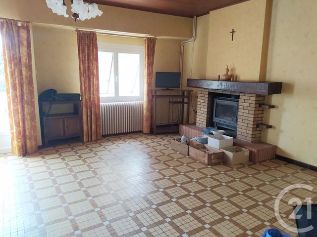 Afficher la photo en grand maison à vendre - 7 pièces - 131.0 m2 - ST MARTIN DE COUX - 17 - POITOU-CHARENTES - Century 21 G&B Immobilier