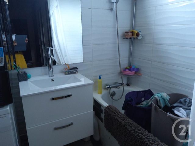 Afficher la photo en grand maison à vendre - 6 pièces - 117.59 m2 - LUSSAC - 33 - AQUITAINE - Century 21 G&B Immobilier