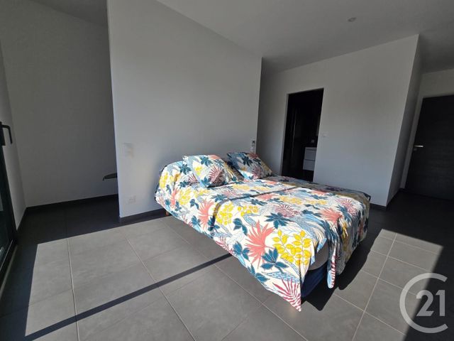 maison à vendre - 5 pièces - 135.5 m2 - ST MEDARD DE GUIZIERES - 33 - AQUITAINE - Century 21 G&B Immobilier