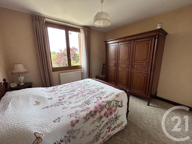 Afficher la photo en grand maison à vendre - 7 pièces - 151.17 m2 - ST SEURIN SUR L ISLE - 33 - AQUITAINE - Century 21 G&B Immobilier