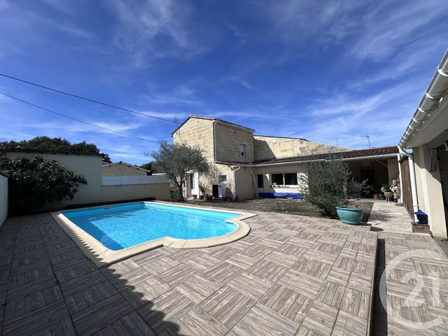 maison à vendre - 5 pièces - 162.8 m2 - ST MEDARD DE GUIZIERES - 33 - AQUITAINE - Century 21 G&B Immobilier