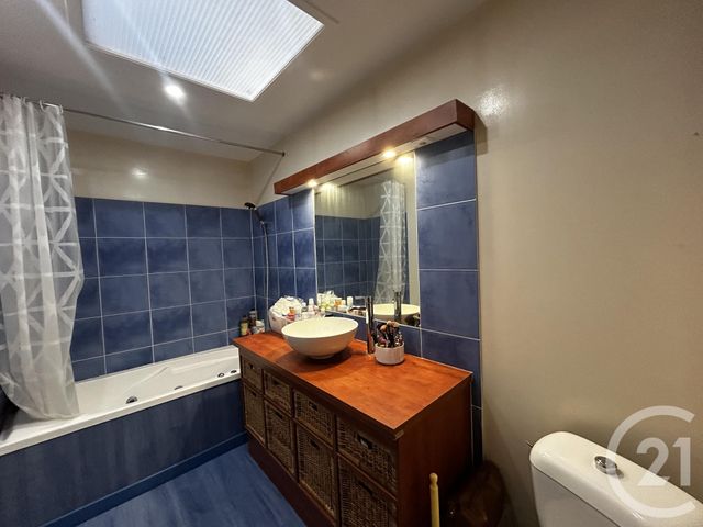 maison à vendre - 5 pièces - 162.8 m2 - ST MEDARD DE GUIZIERES - 33 - AQUITAINE - Century 21 G&B Immobilier