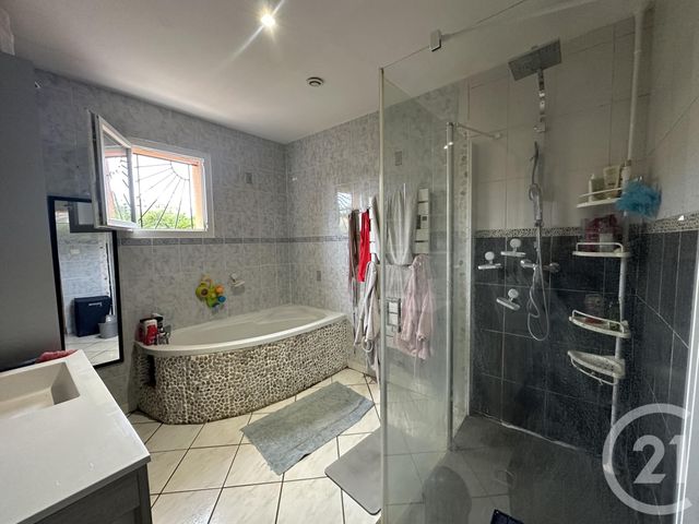 maison à vendre - 6 pièces - 133.39 m2 - LAGORCE - 33 - AQUITAINE - Century 21 G&B Immobilier