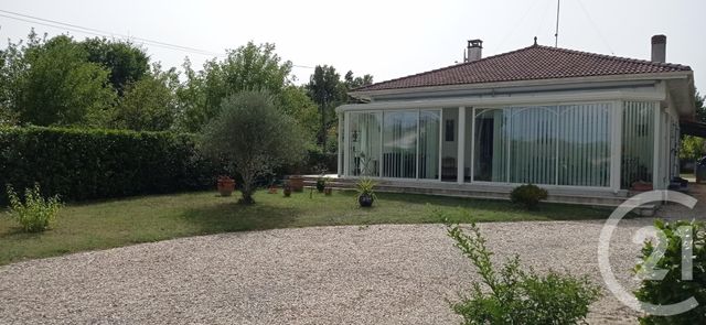 maison à vendre - 5 pièces - 131.76 m2 - ST AIGULIN - 17 - POITOU-CHARENTES - Century 21 G&B Immobilier