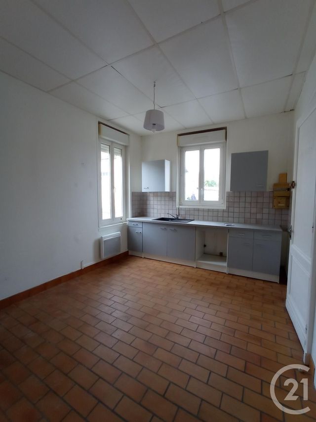 Appartement T2 à louer - 2 pièces - 25.8 m2 - COUTRAS - 33 - AQUITAINE - Century 21 G&B Immobilier