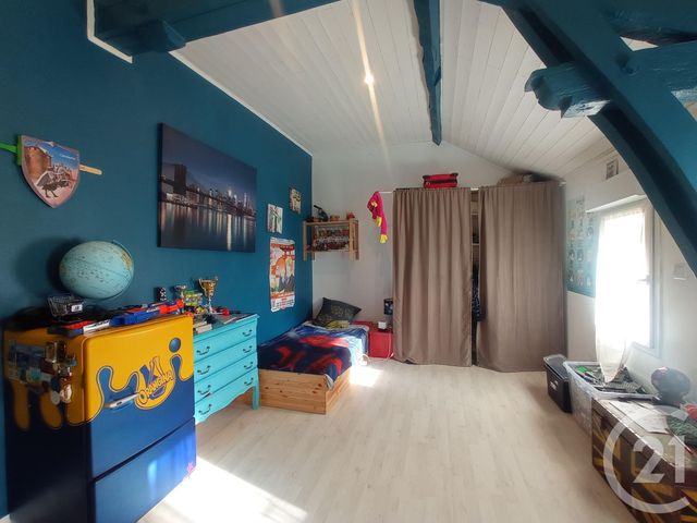 maison à vendre - 6 pièces - 178.63 m2 - SAVIGNAC DE L ISLE - 33 - AQUITAINE - Century 21 G&B Immobilier