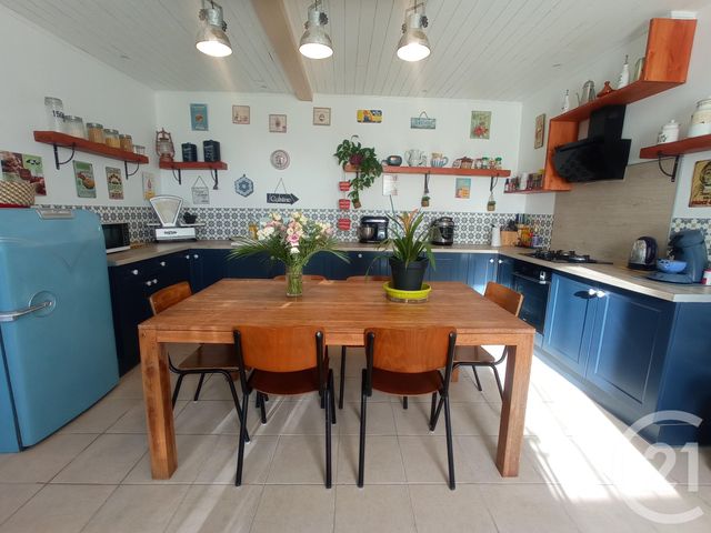 maison à vendre - 6 pièces - 178.63 m2 - SAVIGNAC DE L ISLE - 33 - AQUITAINE - Century 21 G&B Immobilier