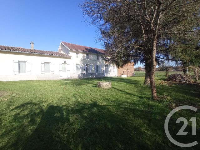 maison à vendre - 6 pièces - 178.63 m2 - SAVIGNAC DE L ISLE - 33 - AQUITAINE - Century 21 G&B Immobilier