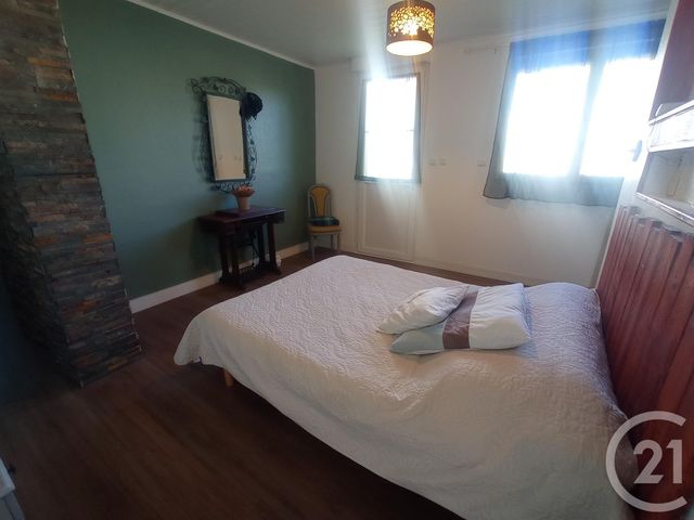 maison à vendre - 6 pièces - 178.63 m2 - SAVIGNAC DE L ISLE - 33 - AQUITAINE - Century 21 G&B Immobilier