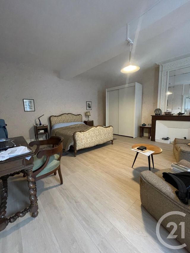 maison à vendre - 8 pièces - 178.21 m2 - COUTRAS - 33 - AQUITAINE - Century 21 G&B Immobilier