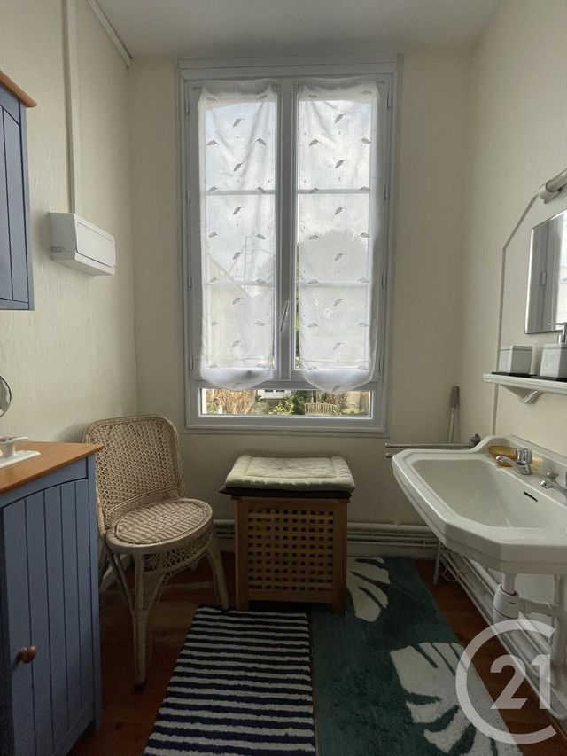 maison à vendre - 8 pièces - 178.21 m2 - COUTRAS - 33 - AQUITAINE - Century 21 G&B Immobilier