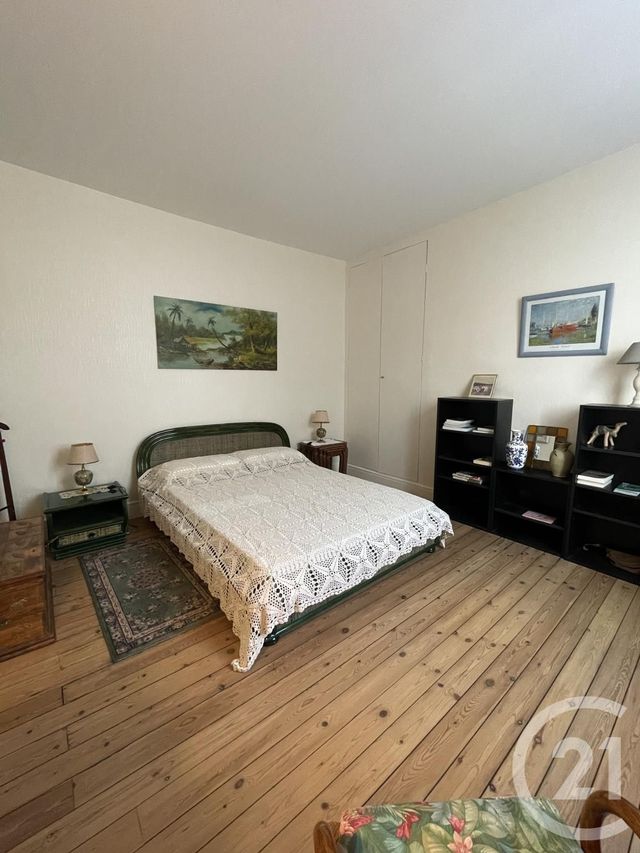 maison à vendre - 8 pièces - 178.21 m2 - COUTRAS - 33 - AQUITAINE - Century 21 G&B Immobilier