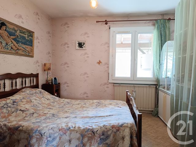 maison à vendre - 3 pièces - 74.31 m2 - ST MARTIN D ARY - 17 - POITOU-CHARENTES - Century 21 G&B Immobilier