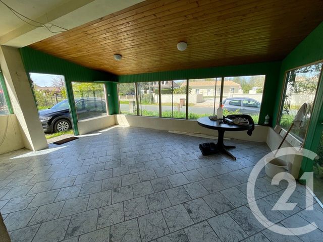 maison à vendre - 7 pièces - 124.0 m2 - LES EGLISOTTES ET CHALAURES - 33 - AQUITAINE - Century 21 G&B Immobilier