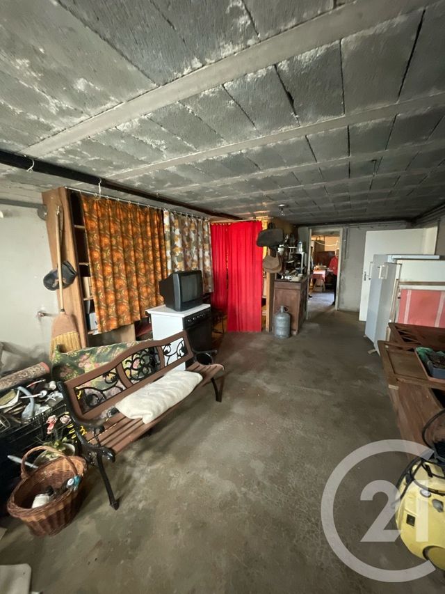 maison à vendre - 5 pièces - 128.82 m2 - ST AIGULIN - 17 - POITOU-CHARENTES - Century 21 G&B Immobilier