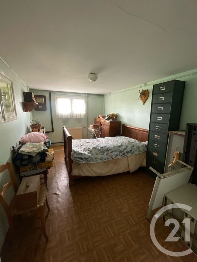 maison à vendre - 5 pièces - 128.82 m2 - ST AIGULIN - 17 - POITOU-CHARENTES - Century 21 G&B Immobilier