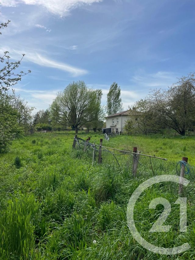 maison à vendre - 5 pièces - 128.82 m2 - ST AIGULIN - 17 - POITOU-CHARENTES - Century 21 G&B Immobilier