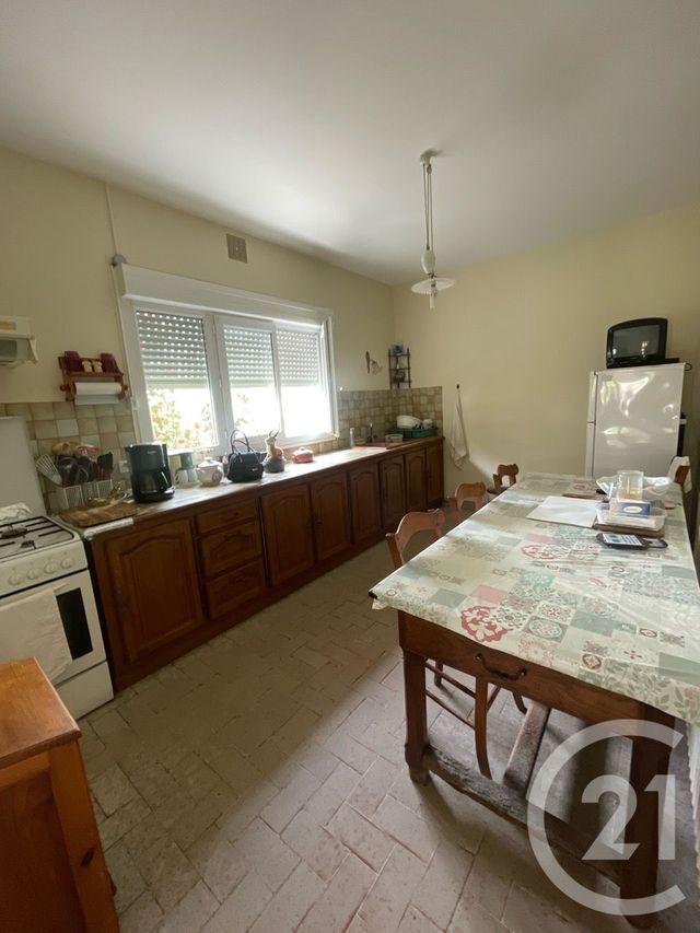 maison à vendre - 5 pièces - 128.82 m2 - ST AIGULIN - 17 - POITOU-CHARENTES - Century 21 G&B Immobilier